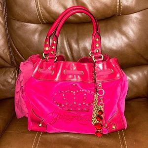Hot pink vintage Juicy Couture daydreamer bag